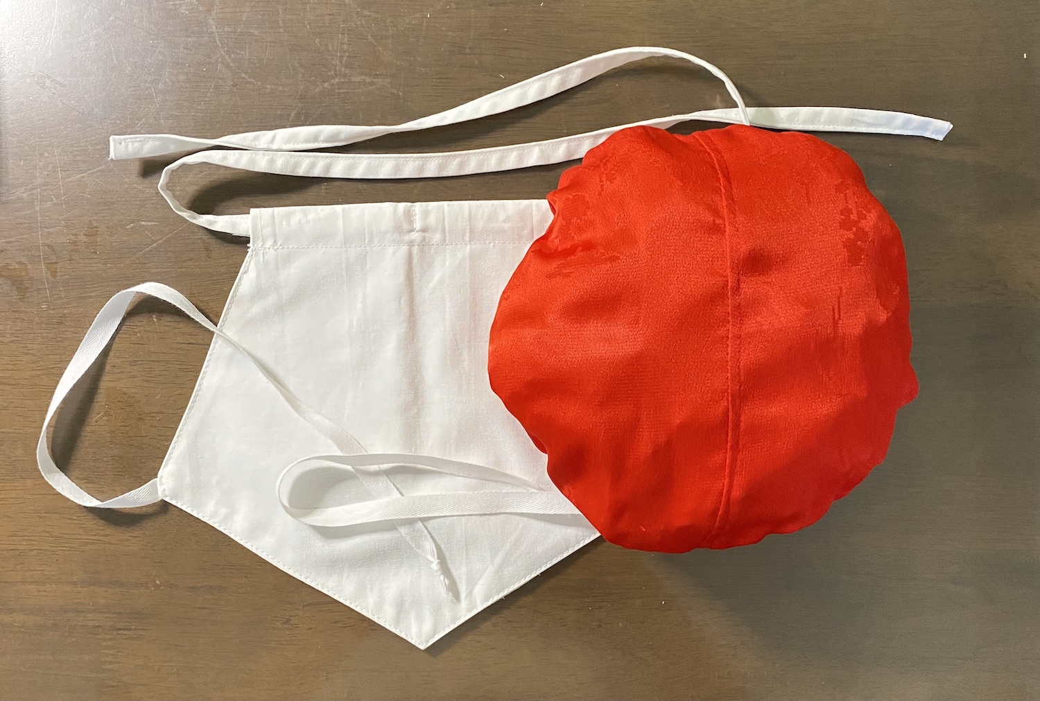 お地蔵様の前掛け 金蘭 お地蔵様の前掛け 金蘭